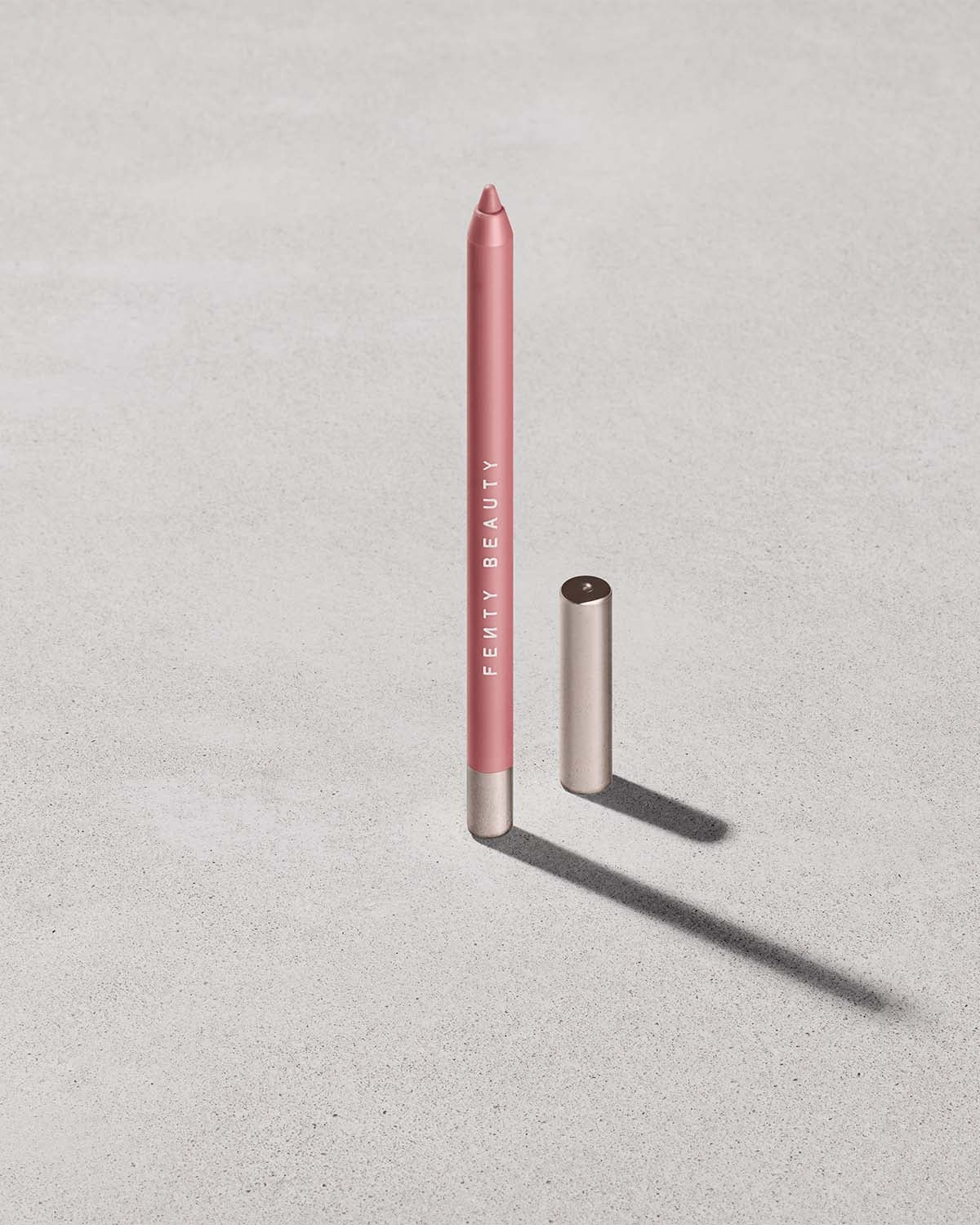 Fenty Beauty Crayon à lèvres longue tenue et imperméable Trace'd Out